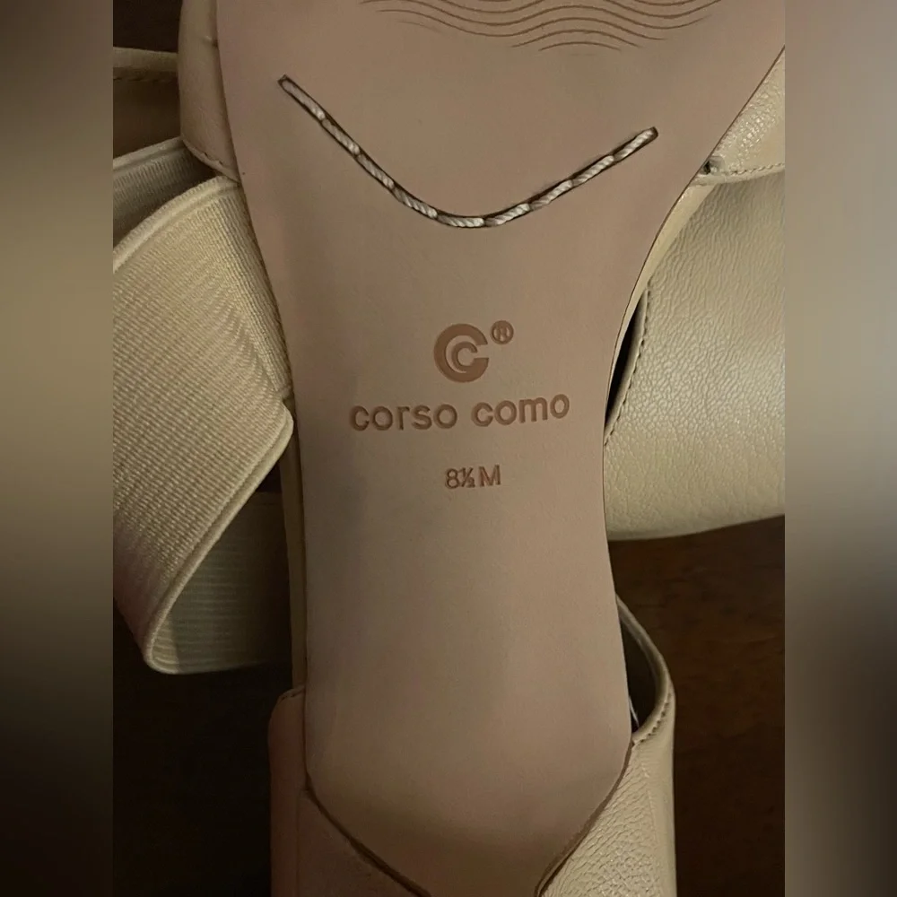 Corso Como Denise Strappy Pumps Tan kitten heel Leather  (2 1/2”)
Size 8.5 
EUC - Picture 5 of 9